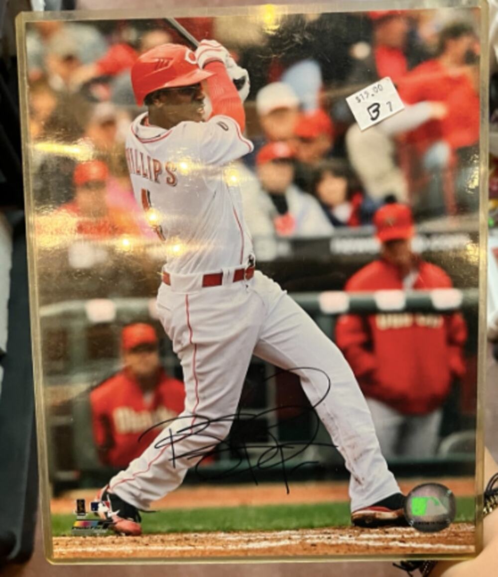 Brandon Phillips Cincinnati Reds Signed Autographed 8x10 Baseball Photo
